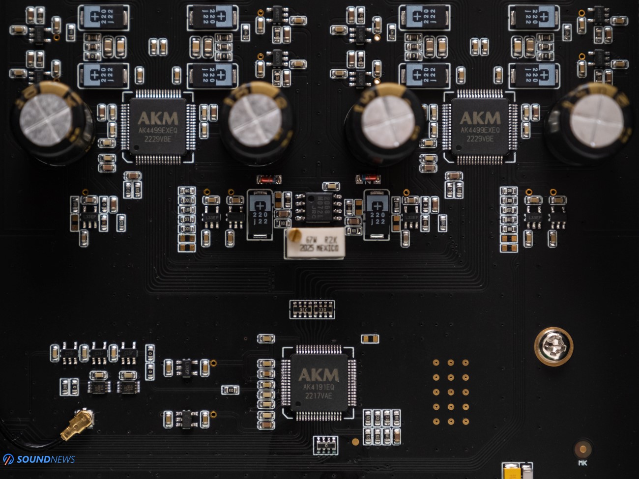 TOPPING E70 VELVET AK4499EX Desktop DAC (Digital-to-Analog