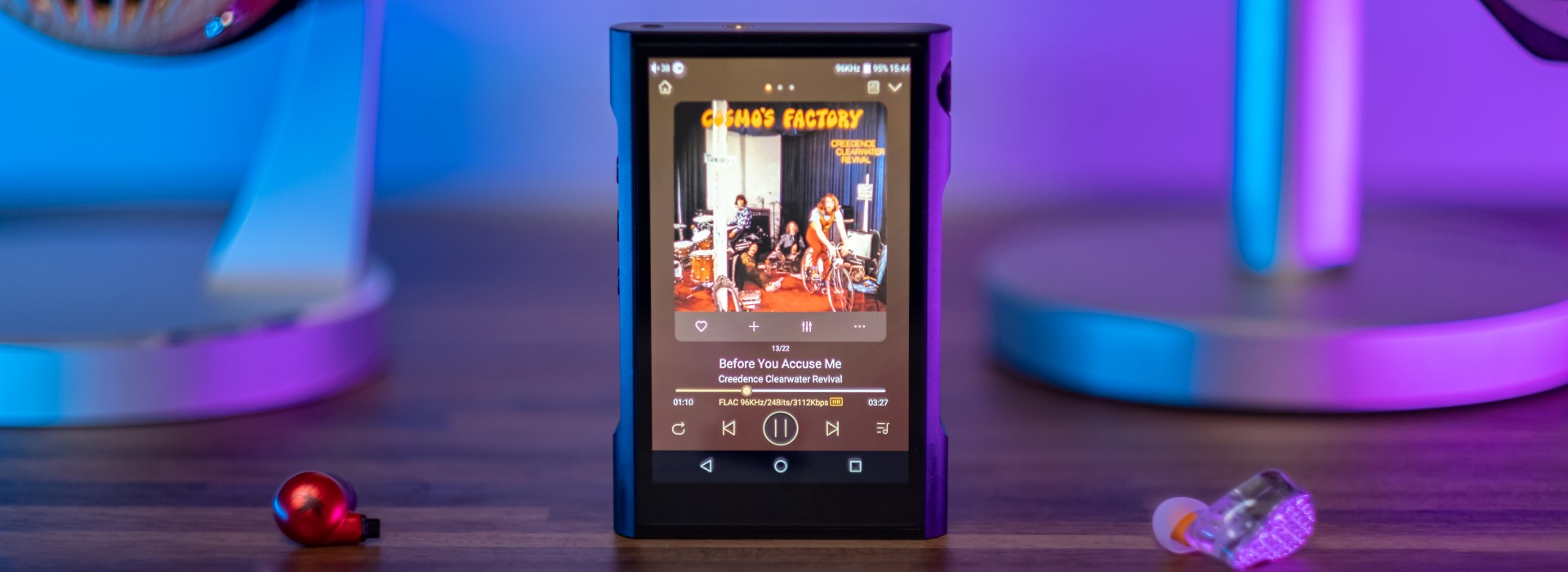 Sony Ericsson Xperia Play: unboxing - CNET