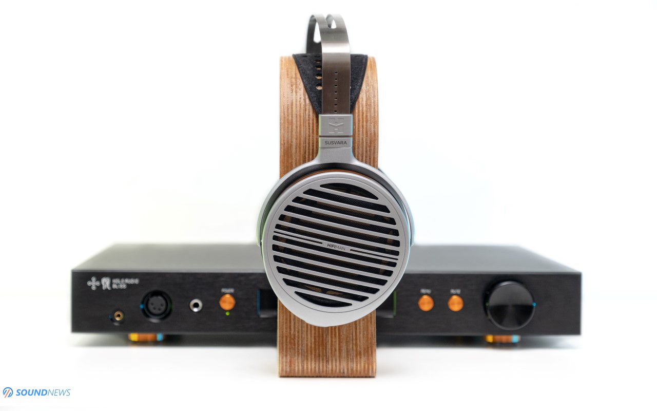 A Deep Dive into the Holo Audio Bliss KTE Headphone Amplifier